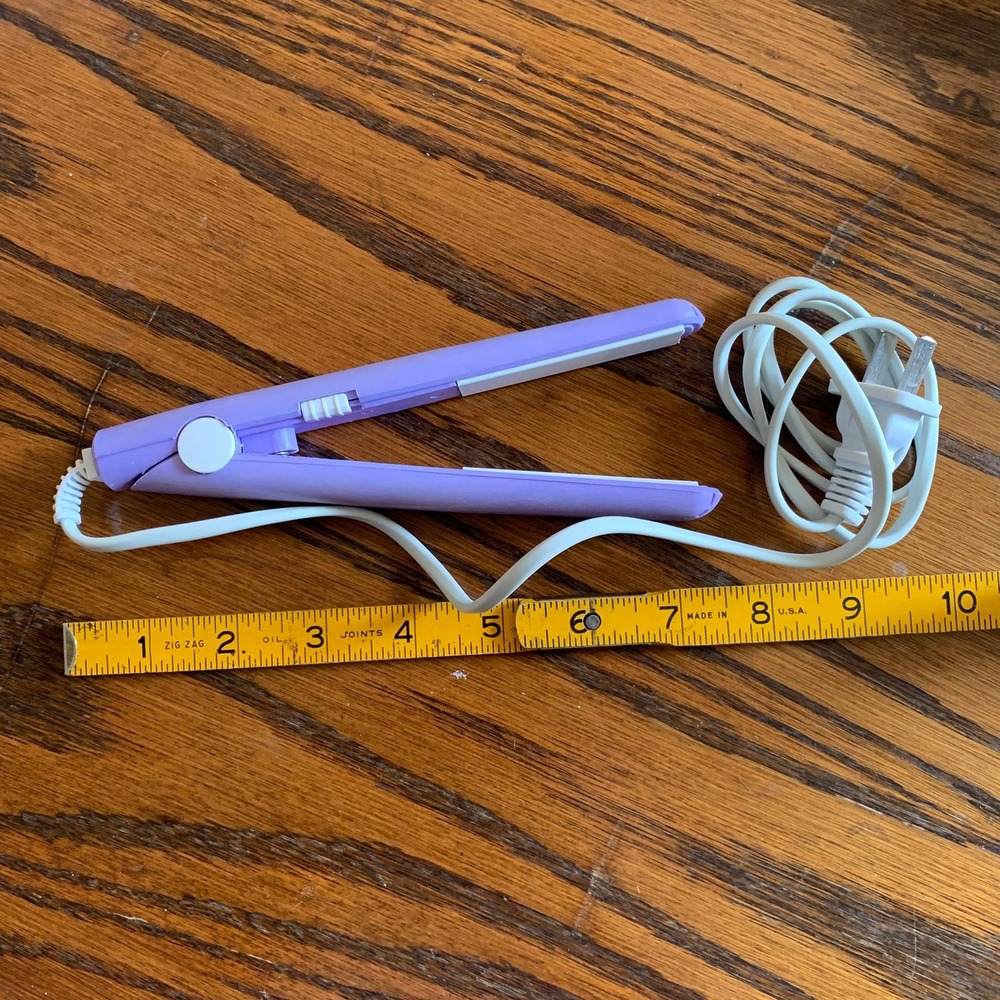 Mini Travel Hair Straightener Flat Iron Lavender Purple w/ Case Portable Weekend
